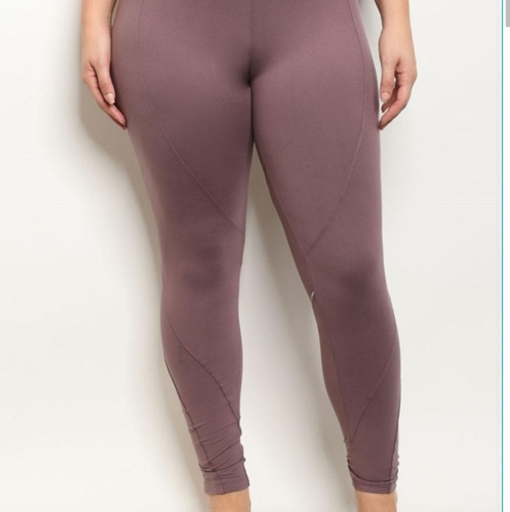 Plus size Mauve Leggings yoga